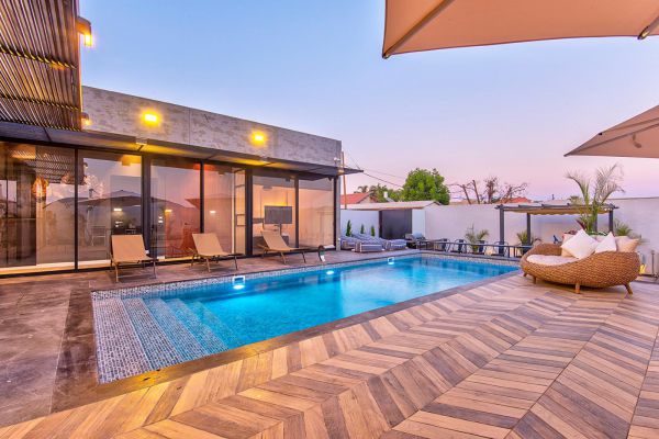 ���� ���� ����