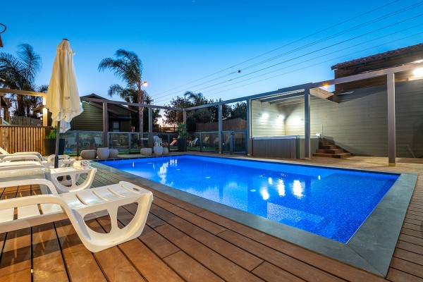 ������ S.A.N SUITES - ������ ������ �����